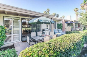 Private Country Club Condo on awesome golf course!